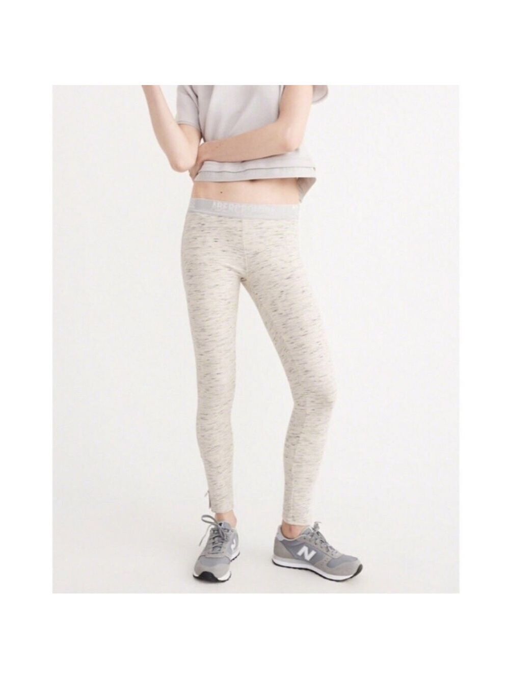 Abercrombie & Fitch Active Fleece Leggings SpellOut Gray Zipper Ankle Size L NWT